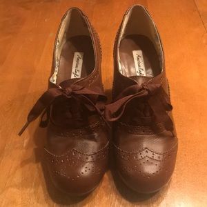 Size 8 Brown Heeled Loafers